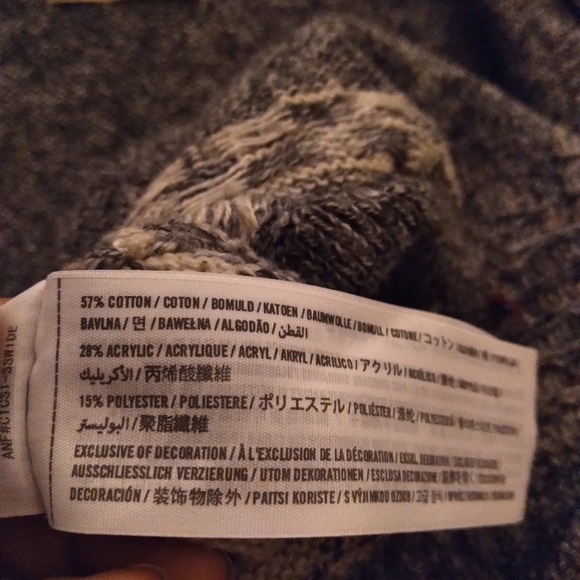 Hollister Aztec print cardigan, XS - Picture 5 of 5